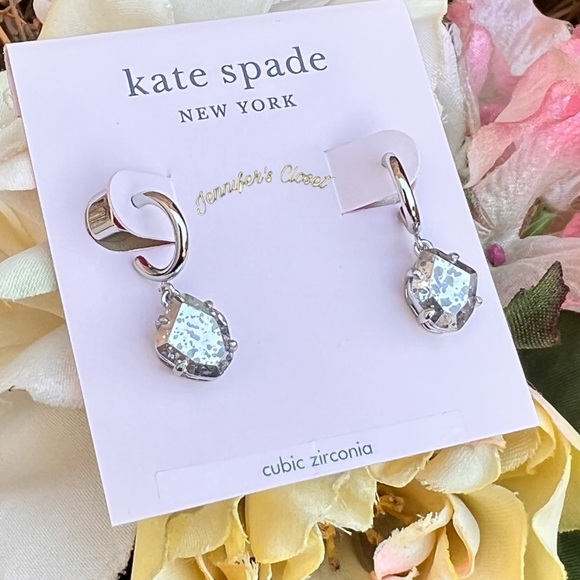 NWT ♠️ Kate Spade Stone Huggie Hoop Earrings - Picture 5 of 8